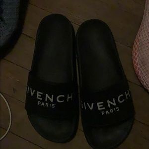 Givenchy slides size 7